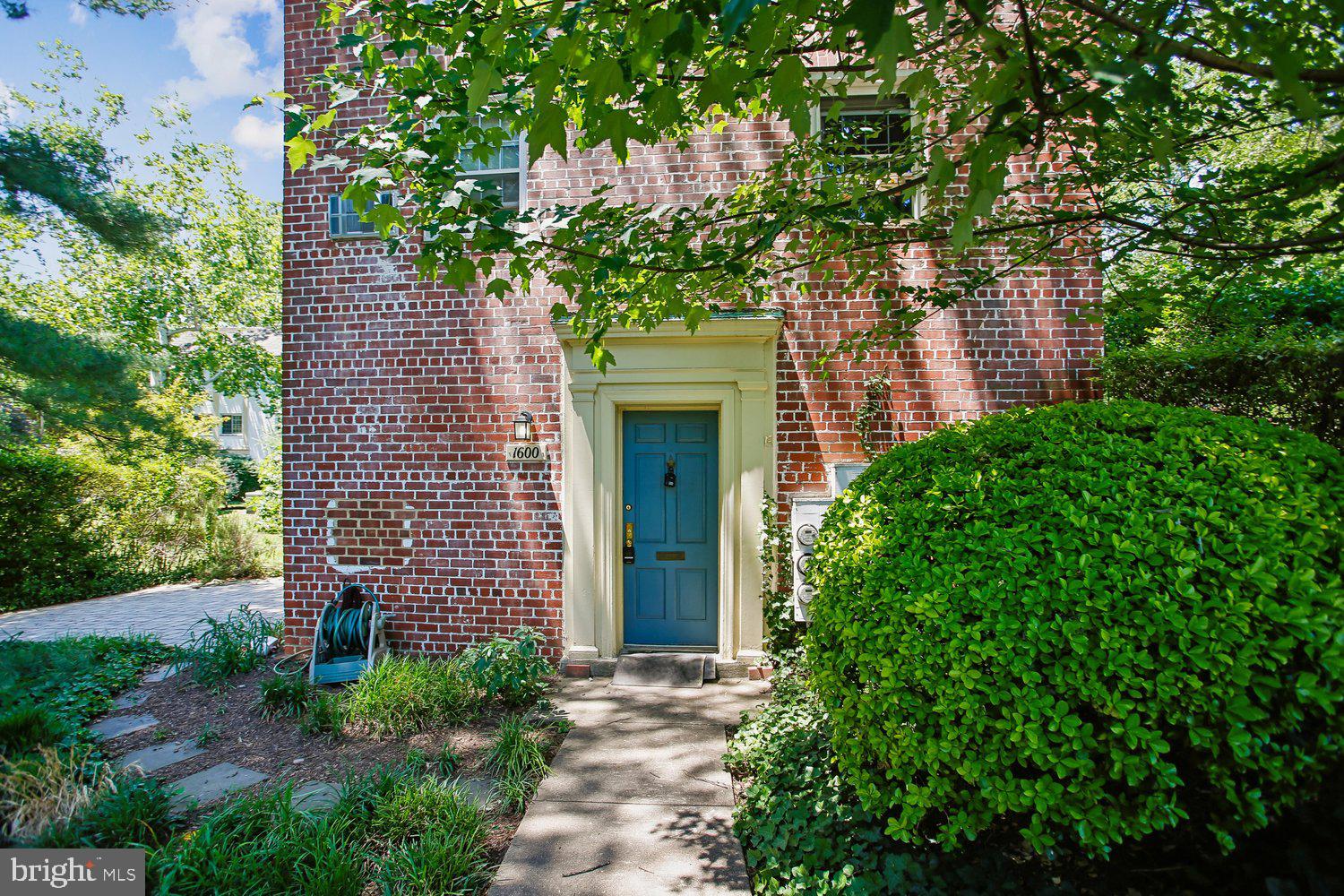1600 Preston Road Alexandria, VA 22302 - Photo 17 of 65 Front Elevation