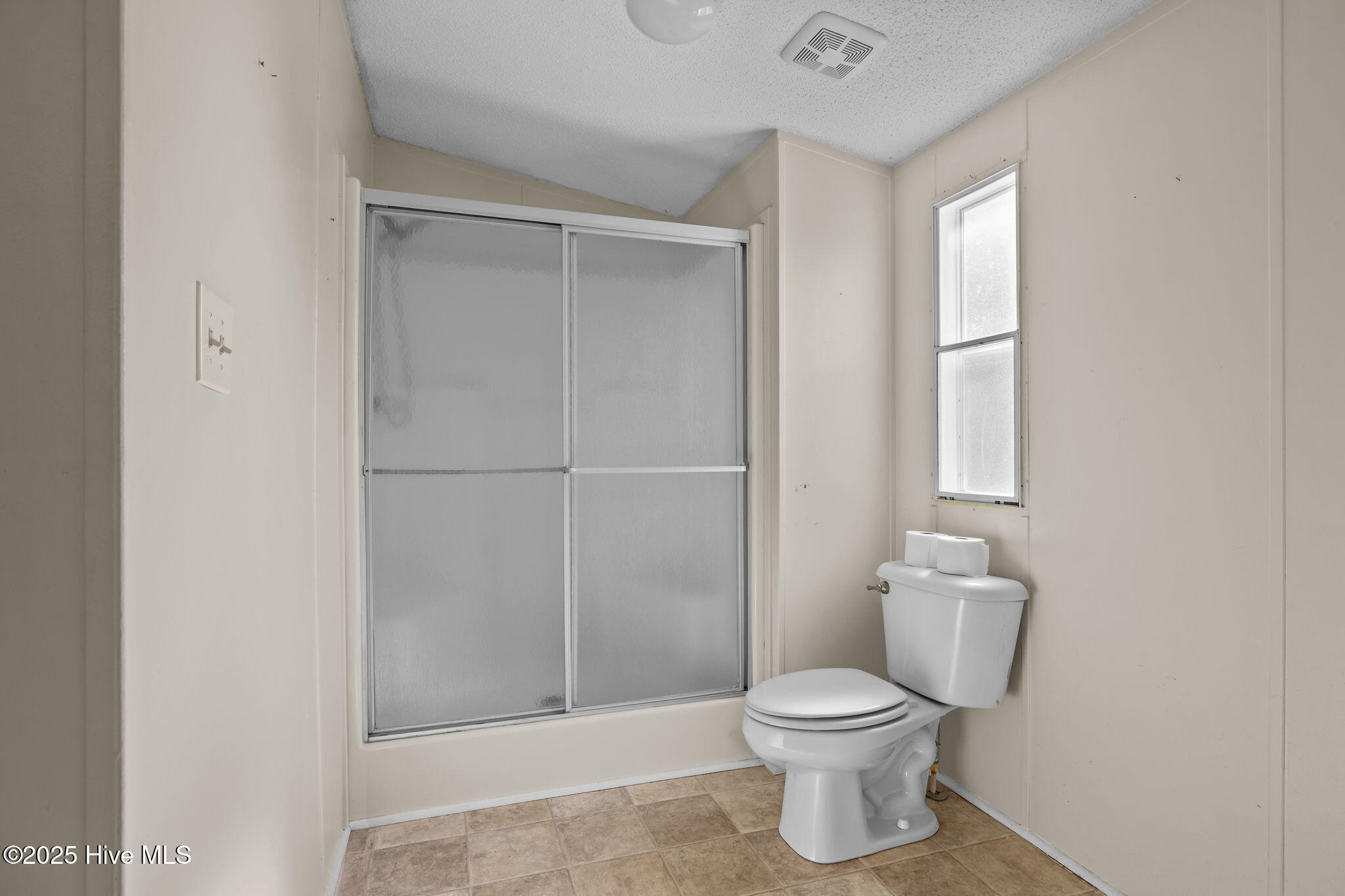 758 Wetherington Landing Road Stella, NC 28582 - Photo 25 of 49 Separate shower
