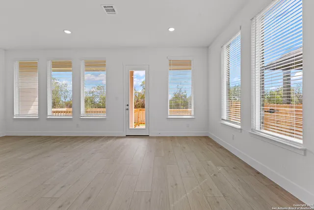 $414,990 | 5516 Paschal Park, New Braunfels, TX 78132