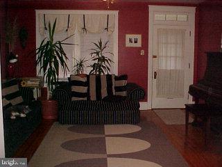 625 Hamilton Road Lancaster, PA 17603 - Photo 3 of 5 Gallery Image 3