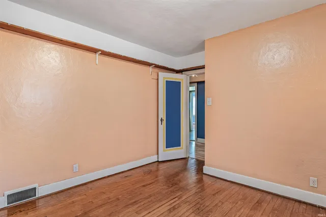 $245,000 | 4533 East Lafayette Esplanade, Fort Wayne, IN 46806