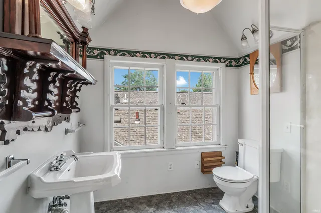 $245,000 | 4533 East Lafayette Esplanade, Fort Wayne, IN 46806