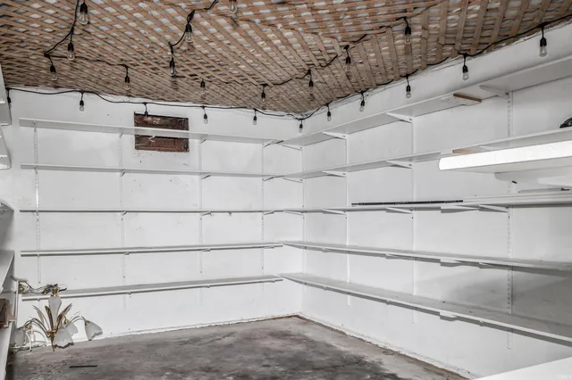 $245,000 | 4533 East Lafayette Esplanade, Fort Wayne, IN 46806