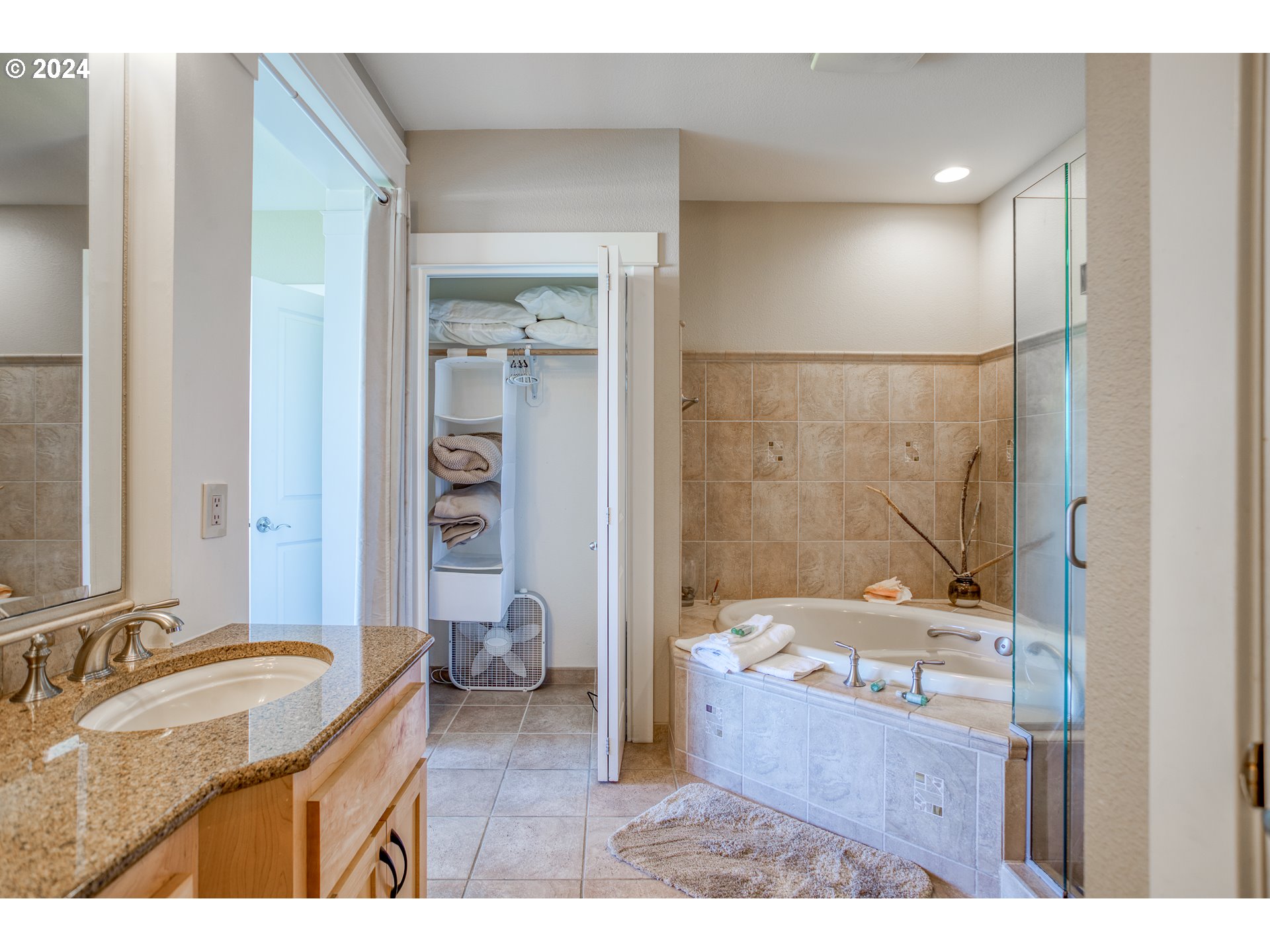 1125 Northwest Spring Street, Unit A3 Newport, OR 97365 - Photo 19 of 38 Gallery Image 19