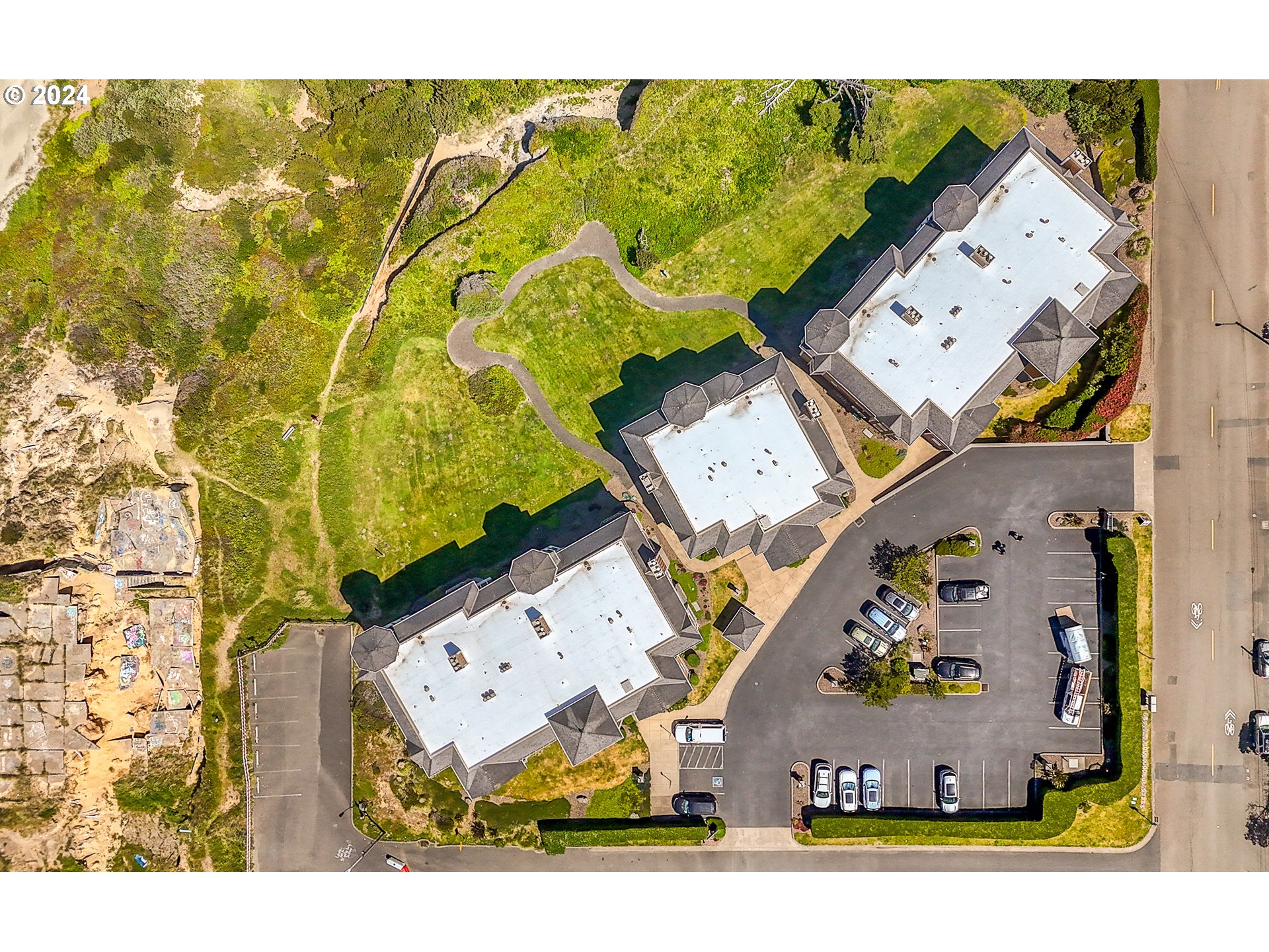 1125 Northwest Spring Street, Unit A3 Newport, OR 97365 - Photo 36 of 38 Gallery Image 36