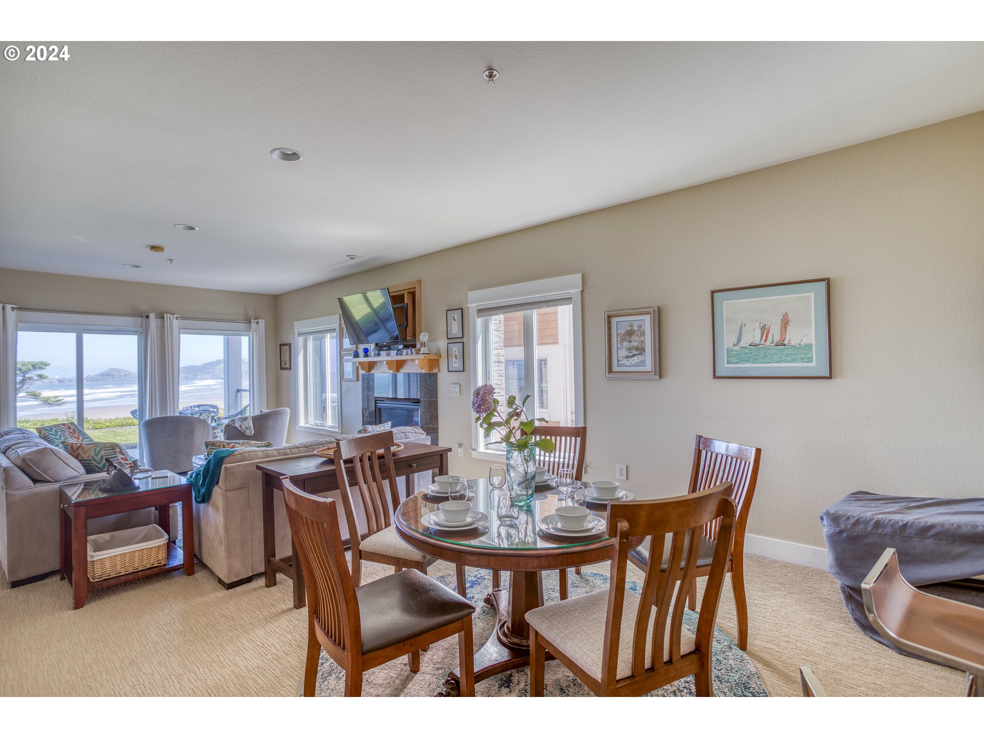 1125 Northwest Spring Street, Unit A3 Newport, OR 97365 - Photo 9 of 38 Gallery Image 9
