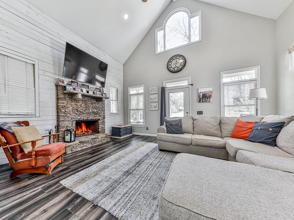 1206 Garden Row Dalton, GA 30721 - Photo 8 of 46