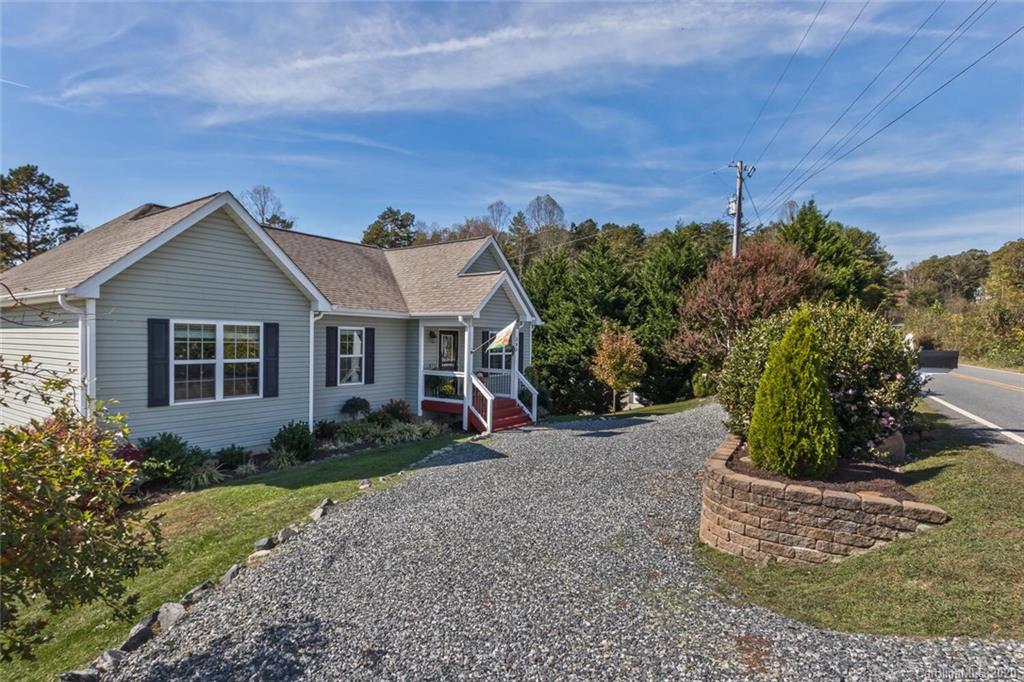 540 Panther Branch Road Alexander, NC 28701 - Photo 2 of 38 Gallery Image 2
