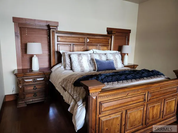 $3,391,500 | 3800 Century Drive, Island Park, ID 83429