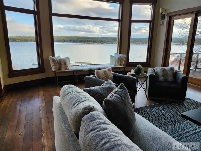 $3,391,500 | 3800 Century Drive, Island Park, ID 83429