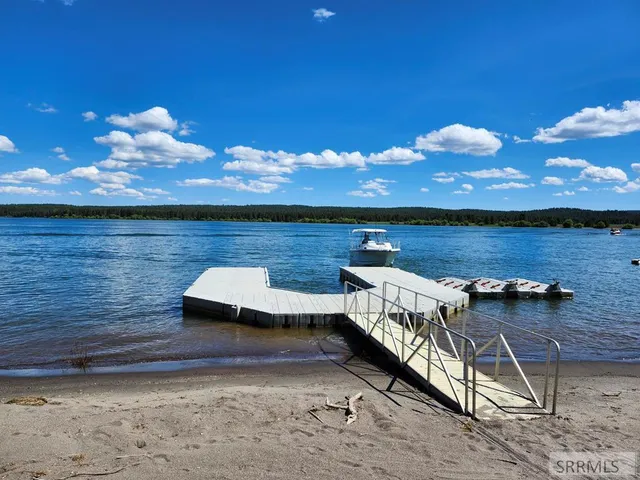 $3,391,500 | 3800 Century Drive, Island Park, ID 83429