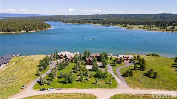 $3,391,500 | 3800 Century Drive, Island Park, ID 83429