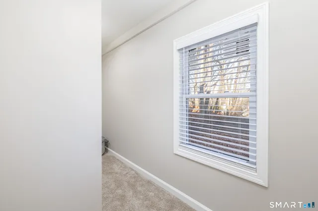 $314,900 | 11 Cawley Court, Bristol, CT 06010