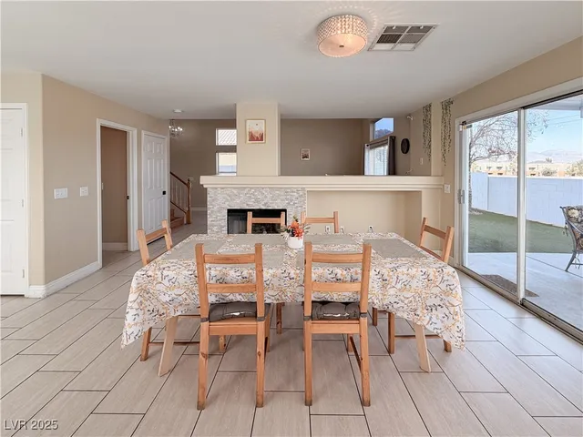 $2,295 | 7956 Tradition Springs Court, Las Vegas, NV 89113