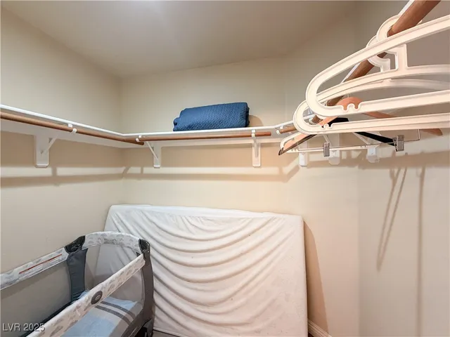 $2,295 | 7956 Tradition Springs Court, Las Vegas, NV 89113