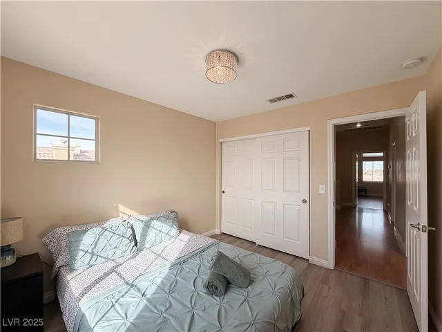 $2,295 | 7956 Tradition Springs Court, Las Vegas, NV 89113