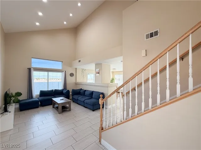 $2,295 | 7956 Tradition Springs Court, Las Vegas, NV 89113