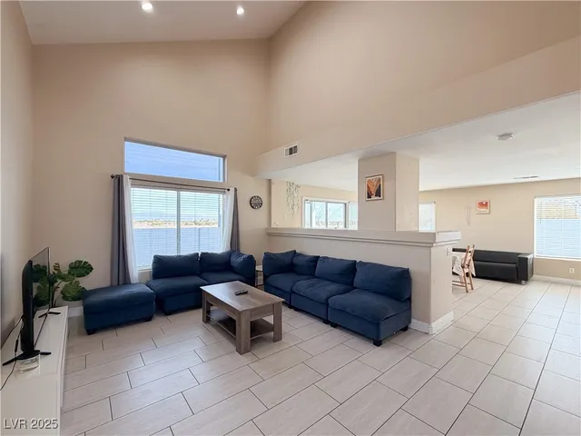 $2,295 | 7956 Tradition Springs Court, Las Vegas, NV 89113