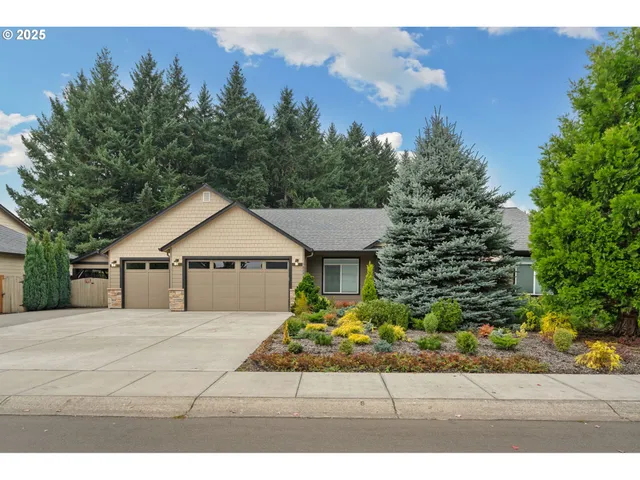 $725,000 | 10208 Northeast 160th Avenue, Vancouver, WA 98682