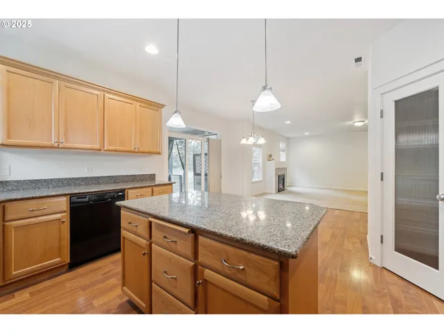 $725,000 | 10208 Northeast 160th Avenue, Vancouver, WA 98682