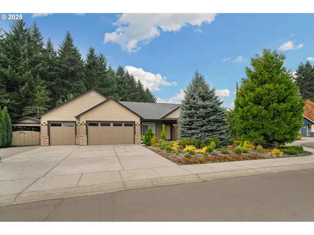 $725,000 | 10208 Northeast 160th Avenue, Vancouver, WA 98682