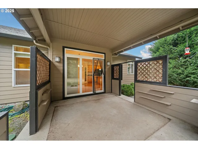 $725,000 | 10208 Northeast 160th Avenue, Vancouver, WA 98682