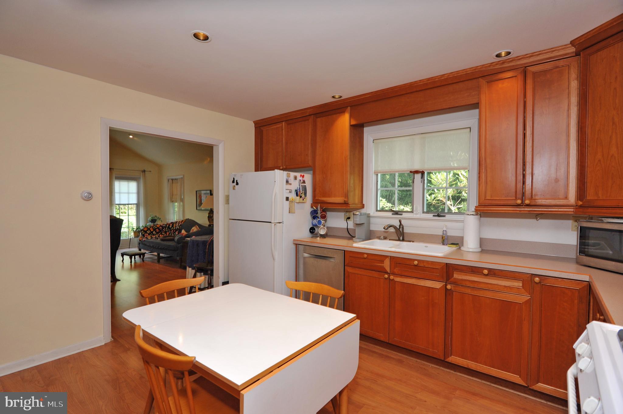 228 Upper Valley Road North Wales, PA 19454 - Photo 14 of 39 Eat In Kitchen