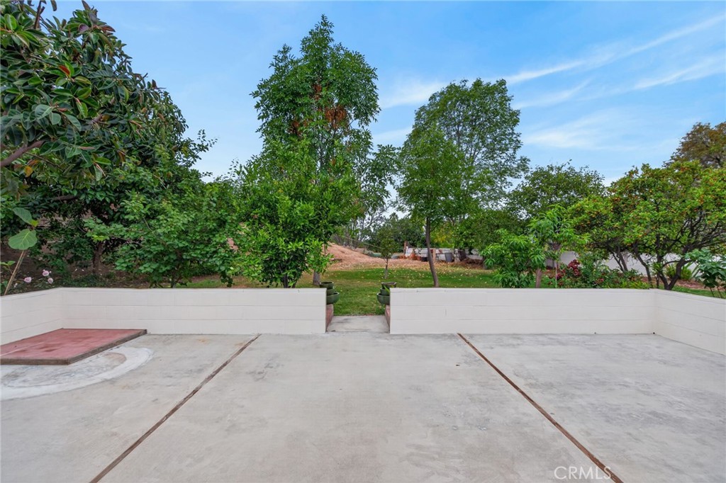1184 Lyndhurst Drive Riverside, CA 92507 - Photo 29 of 54