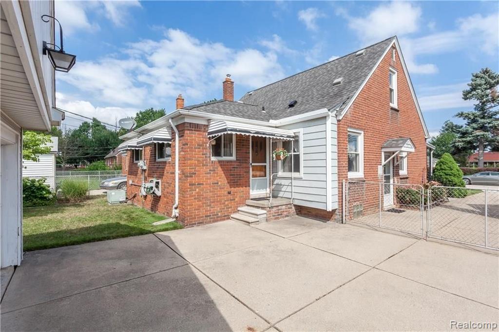 3514 Walnut Street Dearborn, MI 48124 - Photo 3 of 29