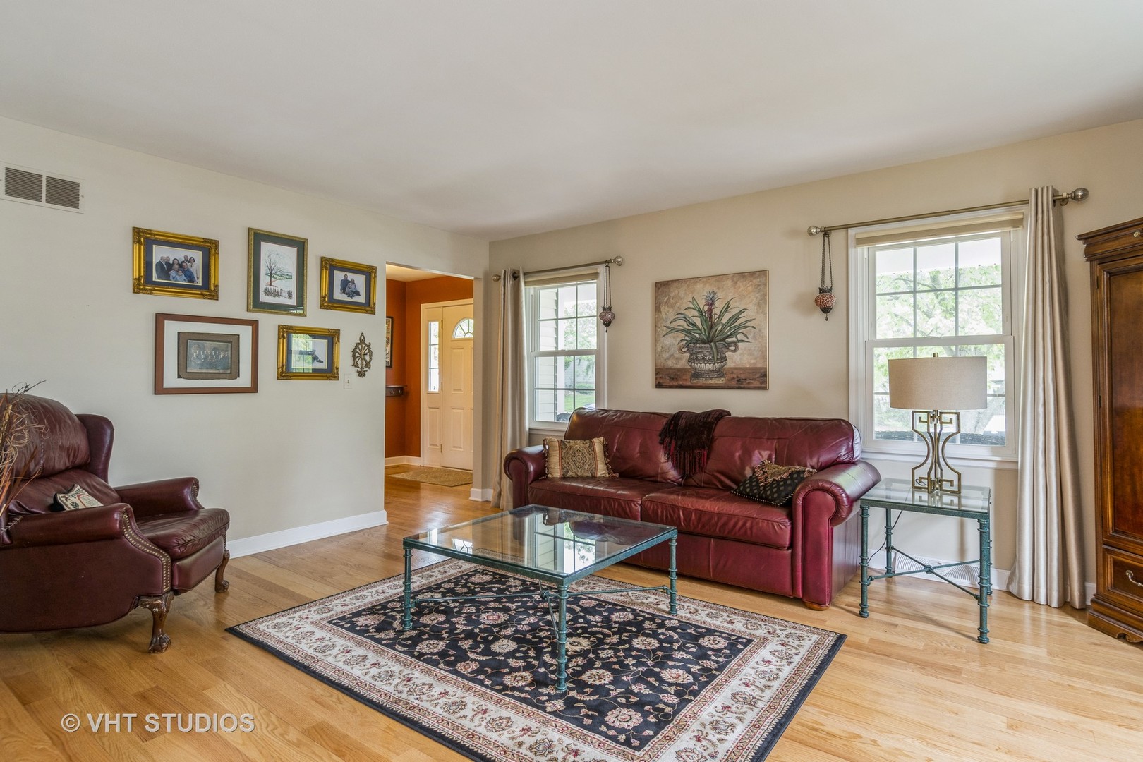 1524 East Bailey Road Naperville, IL 60565 - Photo 4 of 25
