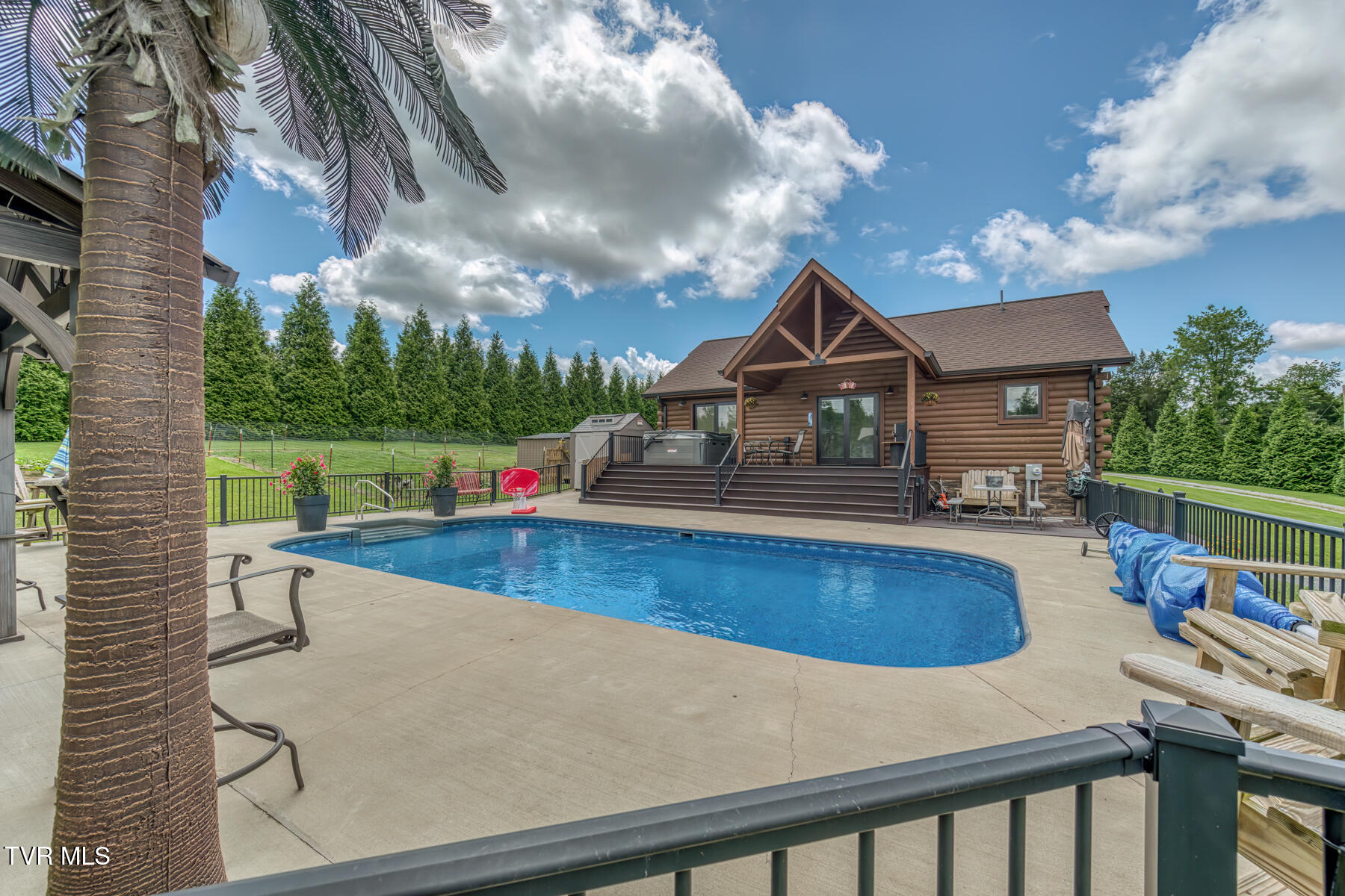 577 Way Cross Rd-53