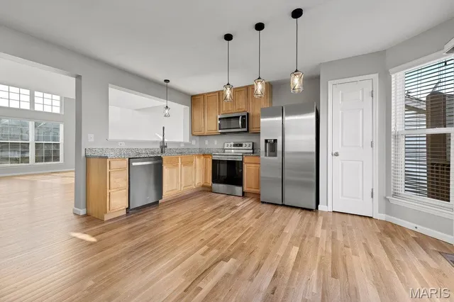 $299,500 | 25 Edenshire Court, Unit 67B, O'Fallon, MO 63368