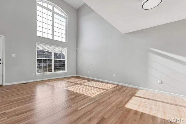 $299,500 | 25 Edenshire Court, Unit 67B, O'Fallon, MO 63368