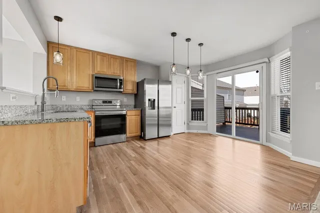 $299,500 | 25 Edenshire Court, Unit 67B, O'Fallon, MO 63368