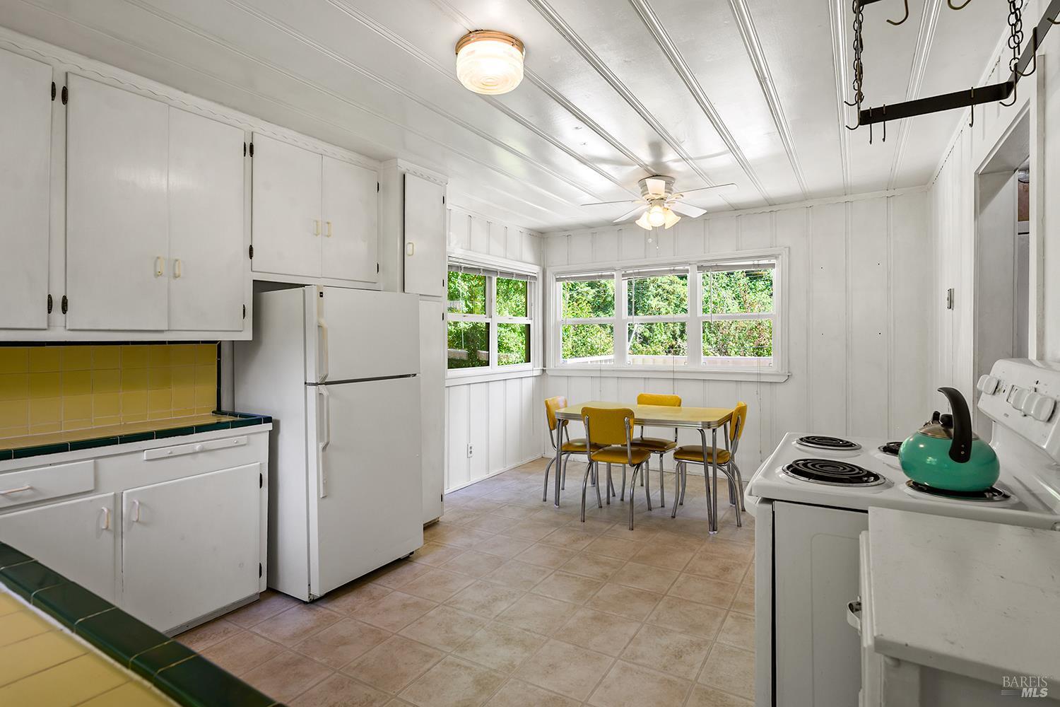 10590 Grays Road Forestville, CA 95436 - Photo 25 of 38