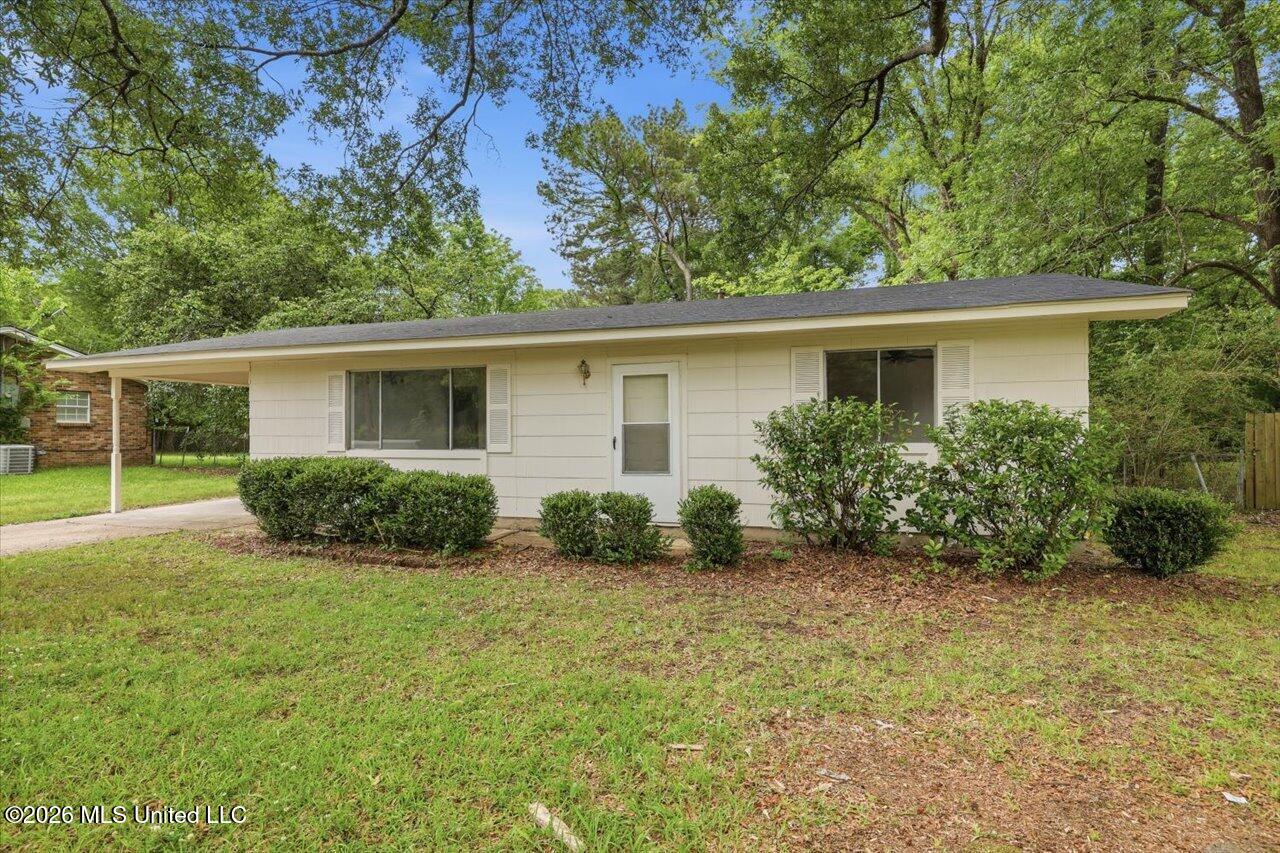 4251 Old Brandon Road Pearl, MS 39208 - Photo 2 of 25 02-4251 Old Brandon Rd _ Hometoursms.com