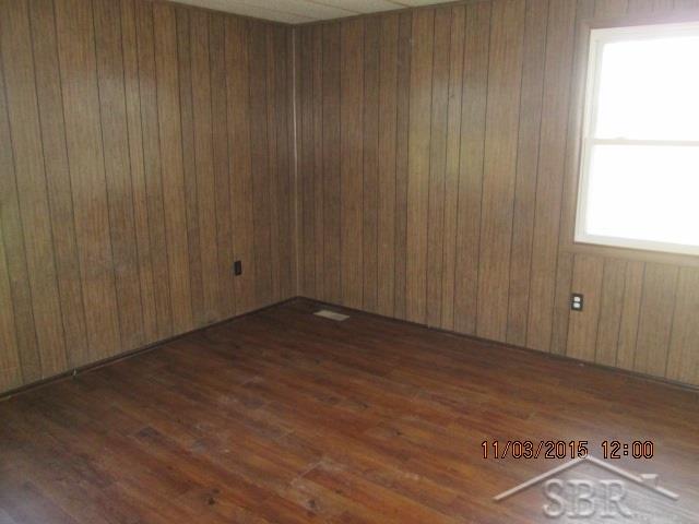 4222 East Laporte Road Freeland, MI 48623 - Photo 13 of 15 31270077-12.JPG