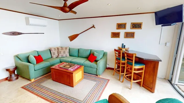 $949,900 | 77-6452 Kona Magic Sands, Unit 302, Kailua-Kona, HI 96740