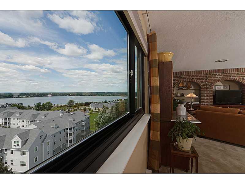340 Eastern Promenade, Unit 257 Portland, ME 04101 - Photo 8 of 34 View. Livingroom