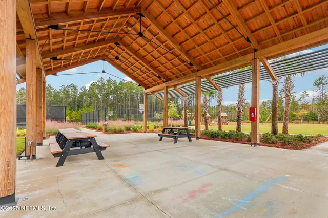 $629,000 | 266 Sawgrass Lane, Yulee, FL 32097