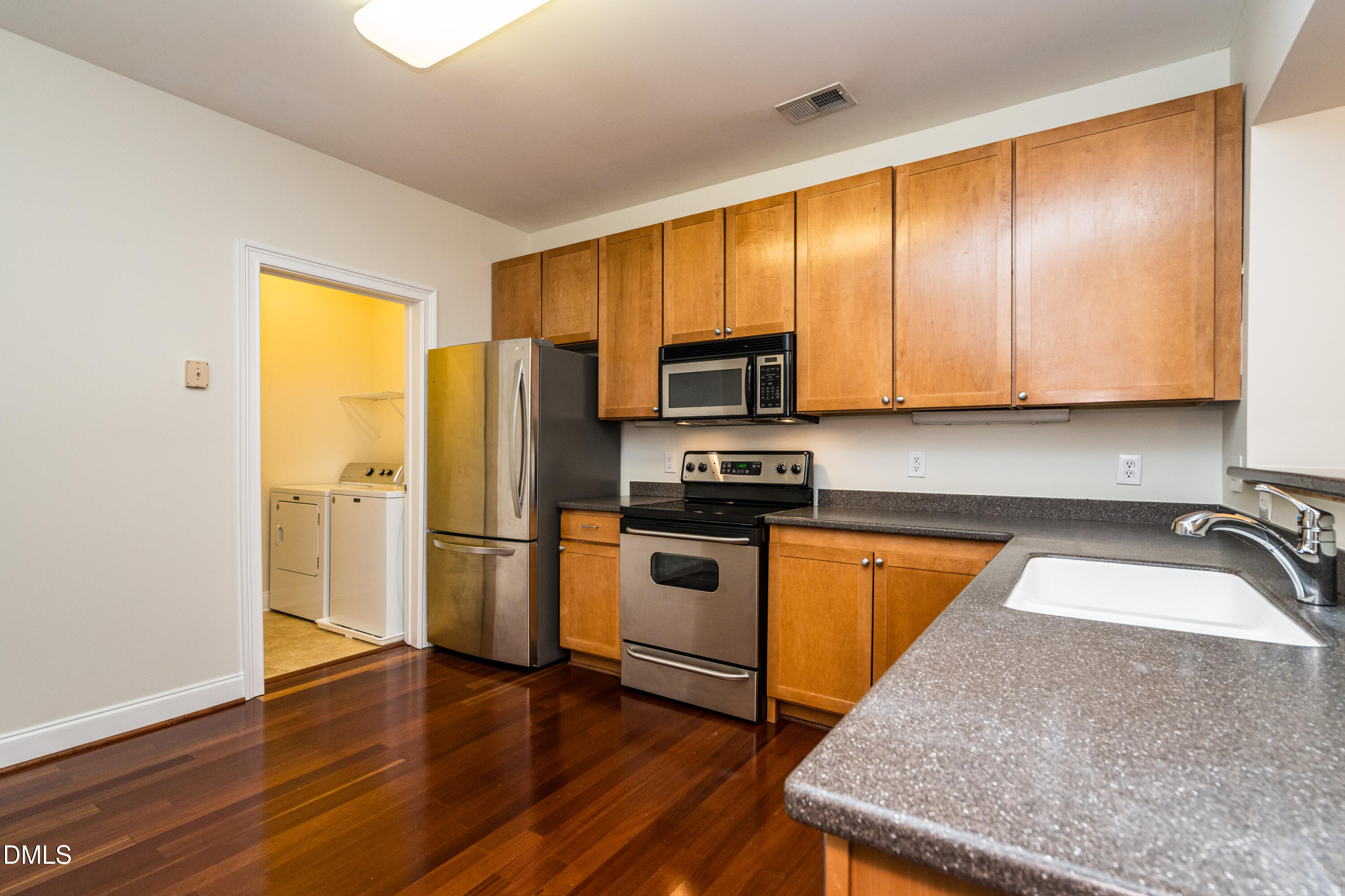 3810 Lunceston Way Raleigh, NC 27613 - Photo 10 of 27