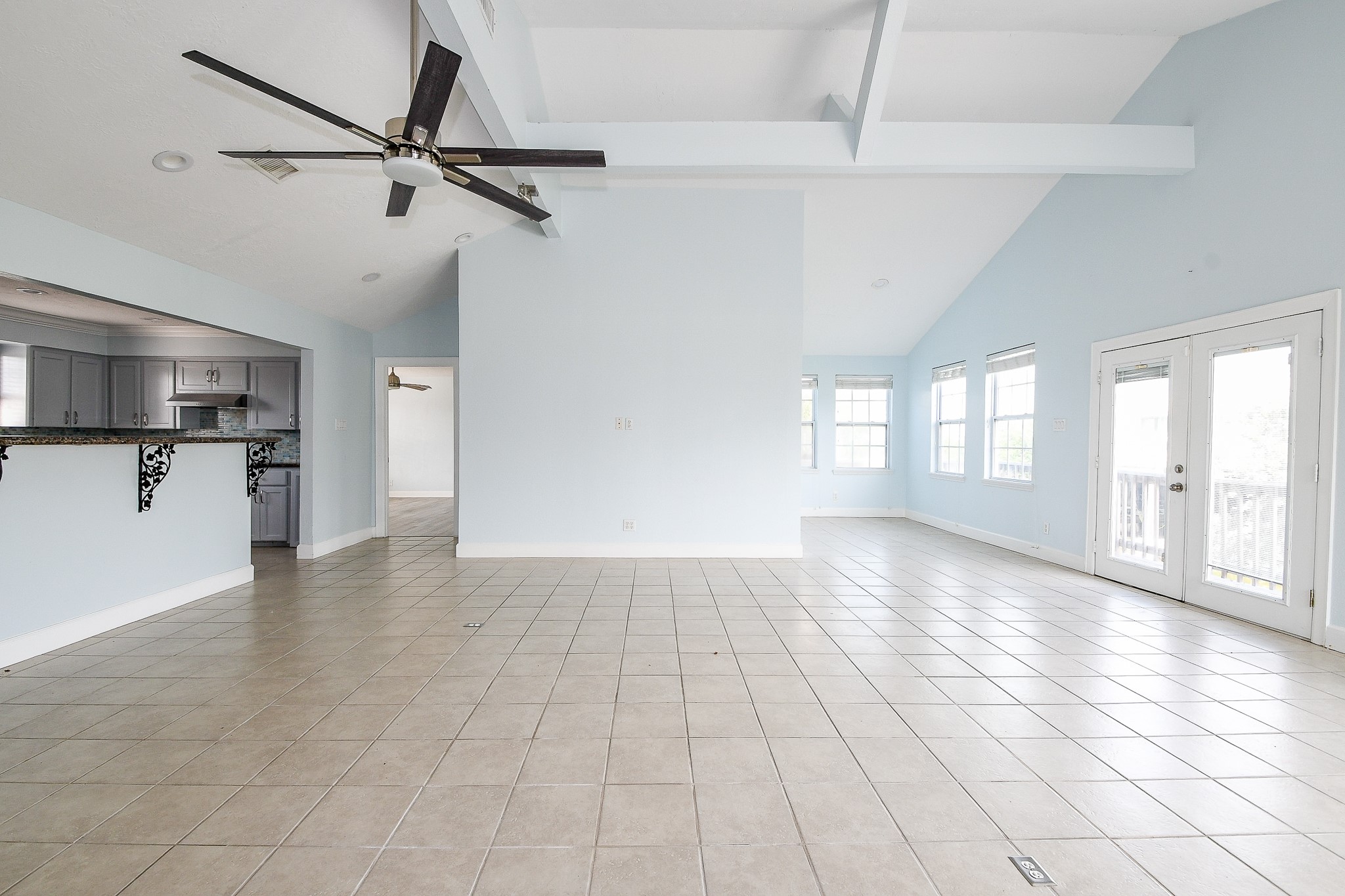 1615 Railroad Street San Leon, TX 77539 - Photo 10 of 45