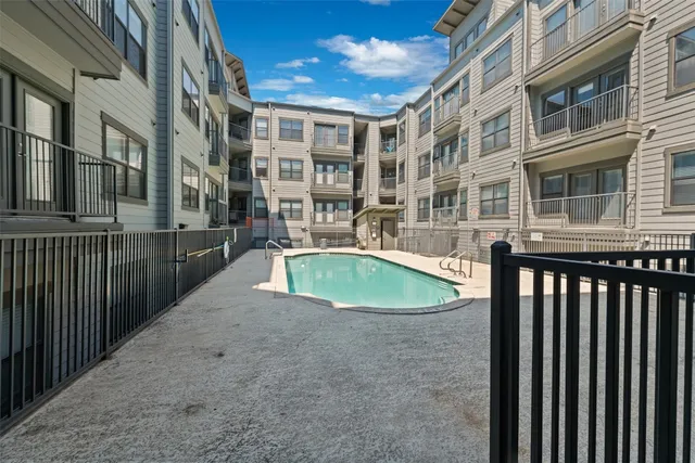 $1,450 | 2502 Leon Street, Unit 503, Austin, TX 78705