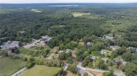 $1,975,000 | 47 Tuckertown Road, South Kingstown, RI 02879