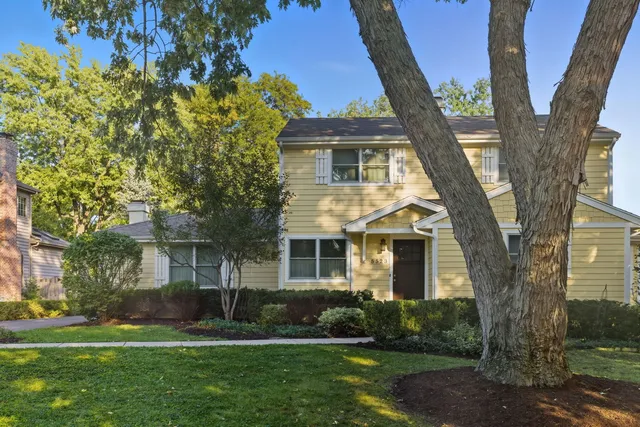 $975,000 | 5523 South Garfield Street, Hinsdale, IL 60521
