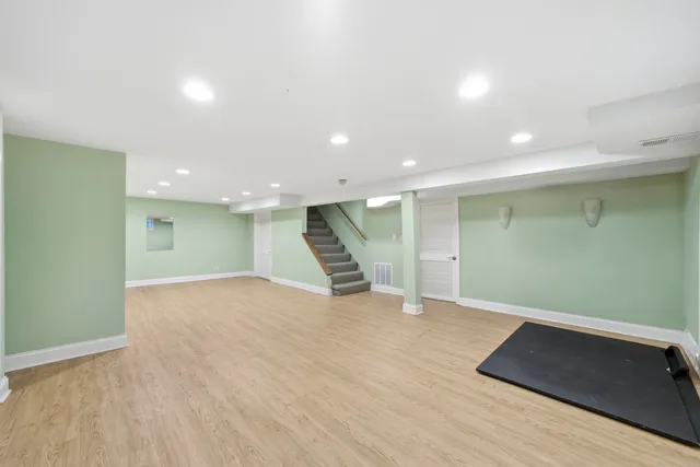 $975,000 | 5523 South Garfield Street, Hinsdale, IL 60521