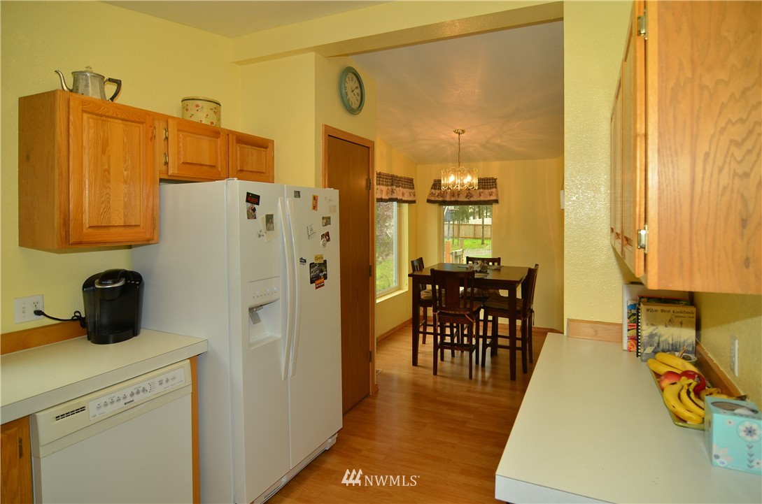 18445 Elderberry Street Southwest Rochester, WA 98579 - Photo 7 of 21