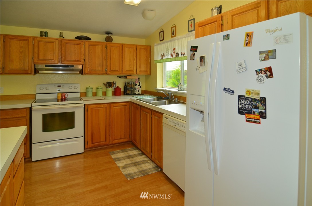 18445 Elderberry Street Southwest Rochester, WA 98579 - Photo 8 of 21