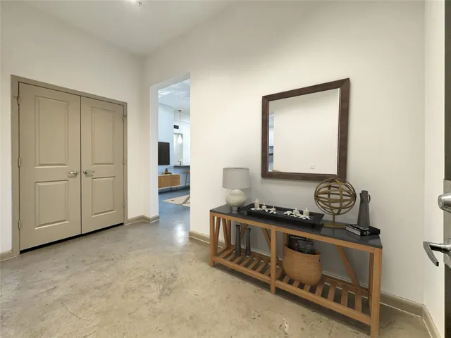 $2,180 | 206 McGowen Street, Unit 3404, Houston, TX 77006