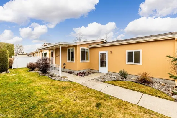 $254,900 | 19414 East Augusta Lane, Spokane Valley, WA 99016